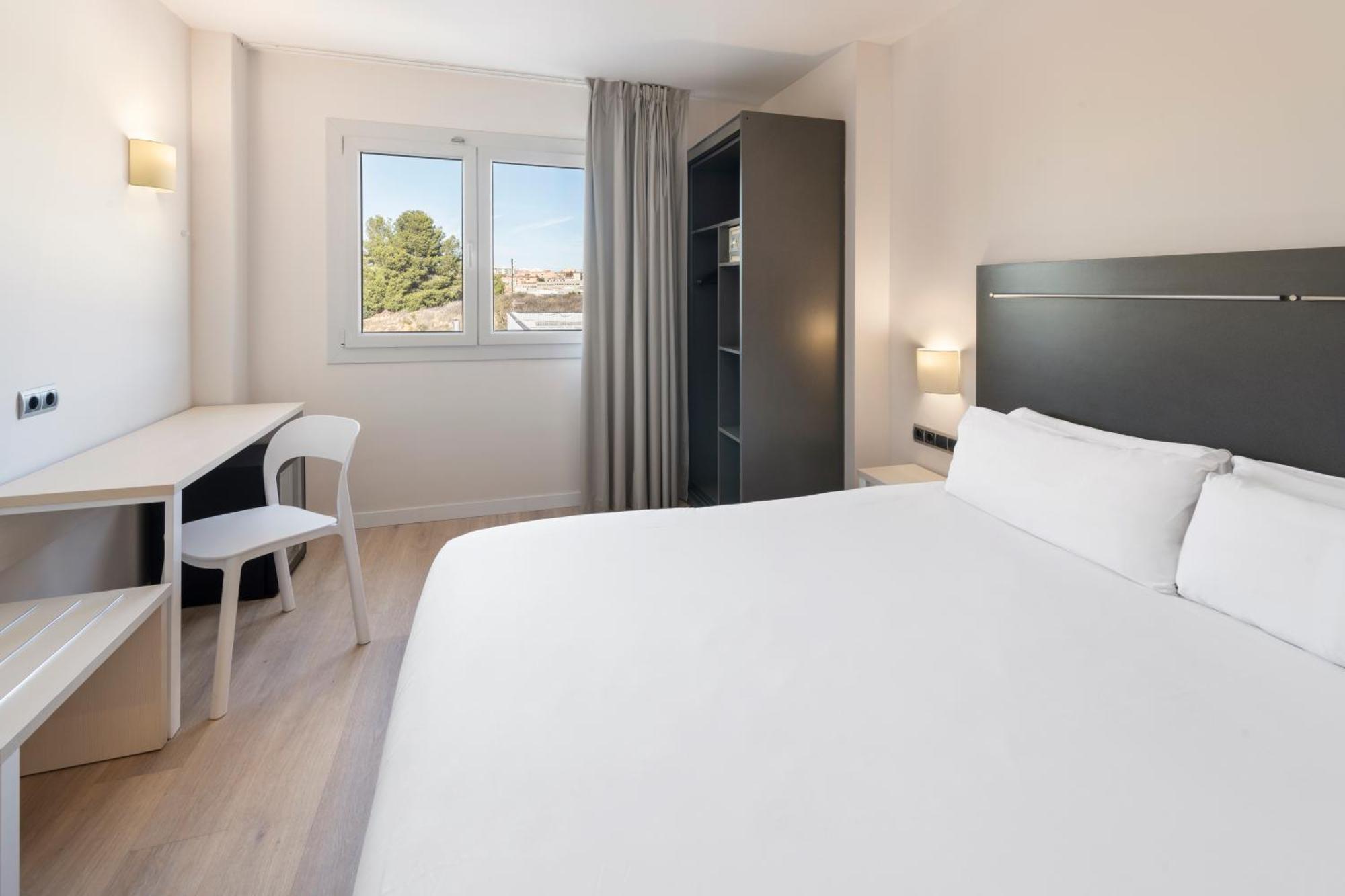 B&B Hotel Barcelona Rubí Kültér fotó