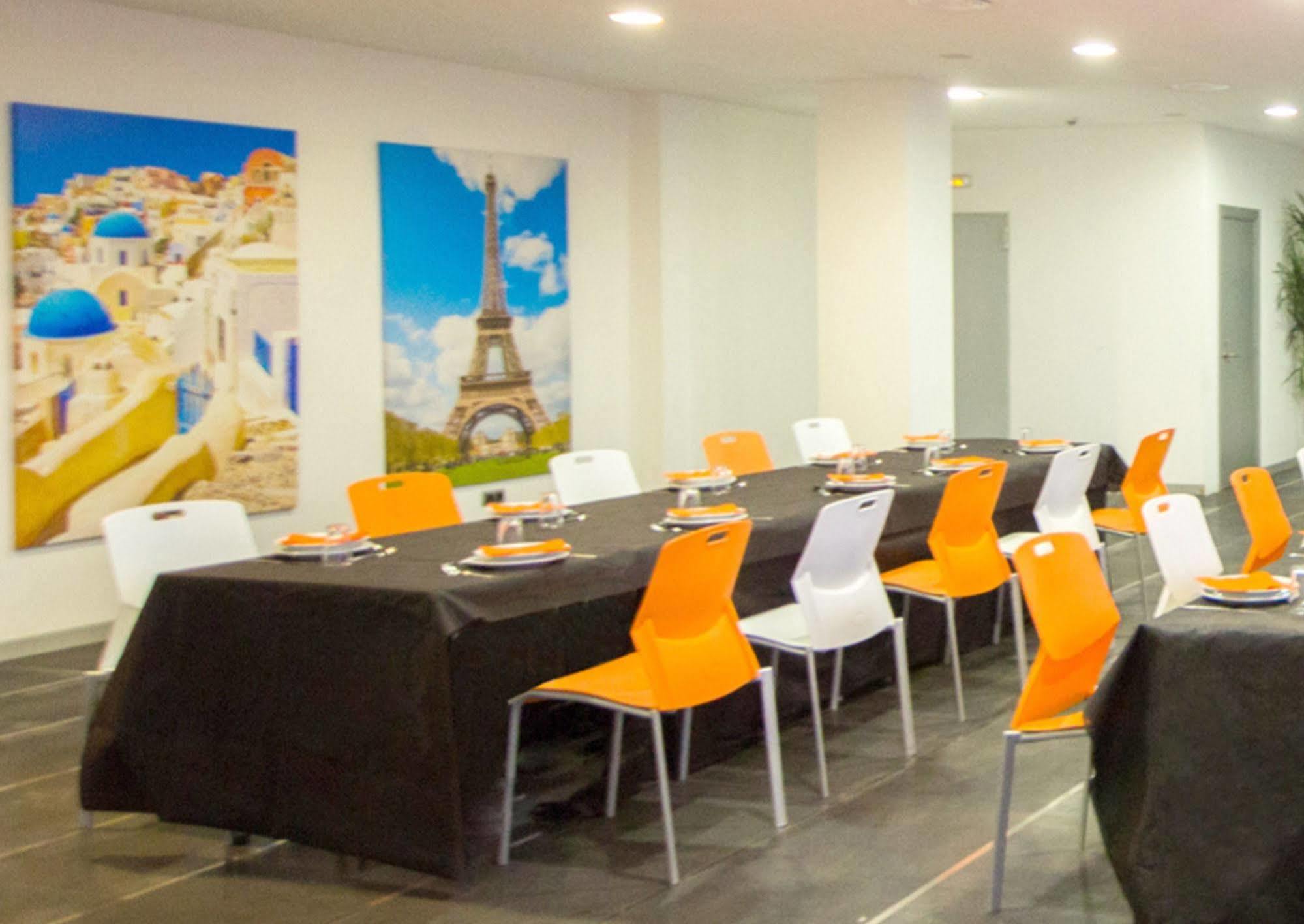 B&B Hotel Barcelona Rubí Kültér fotó