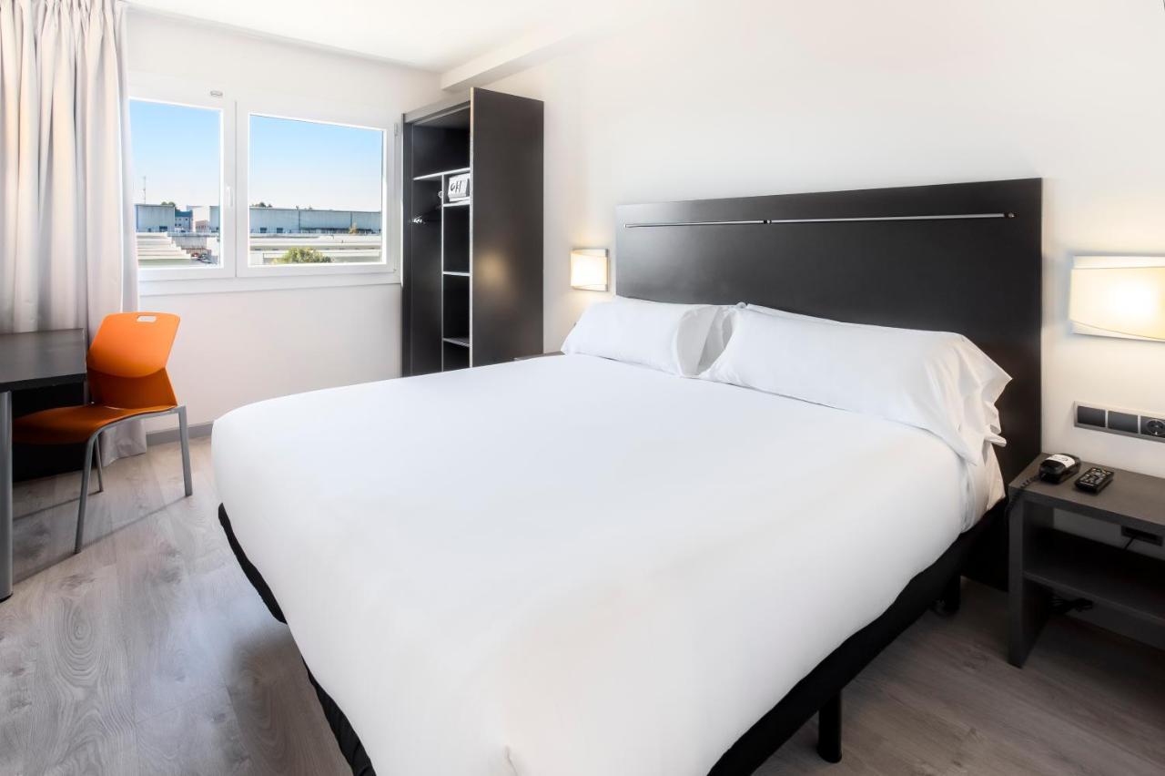 B&B Hotel Barcelona Rubí Kültér fotó